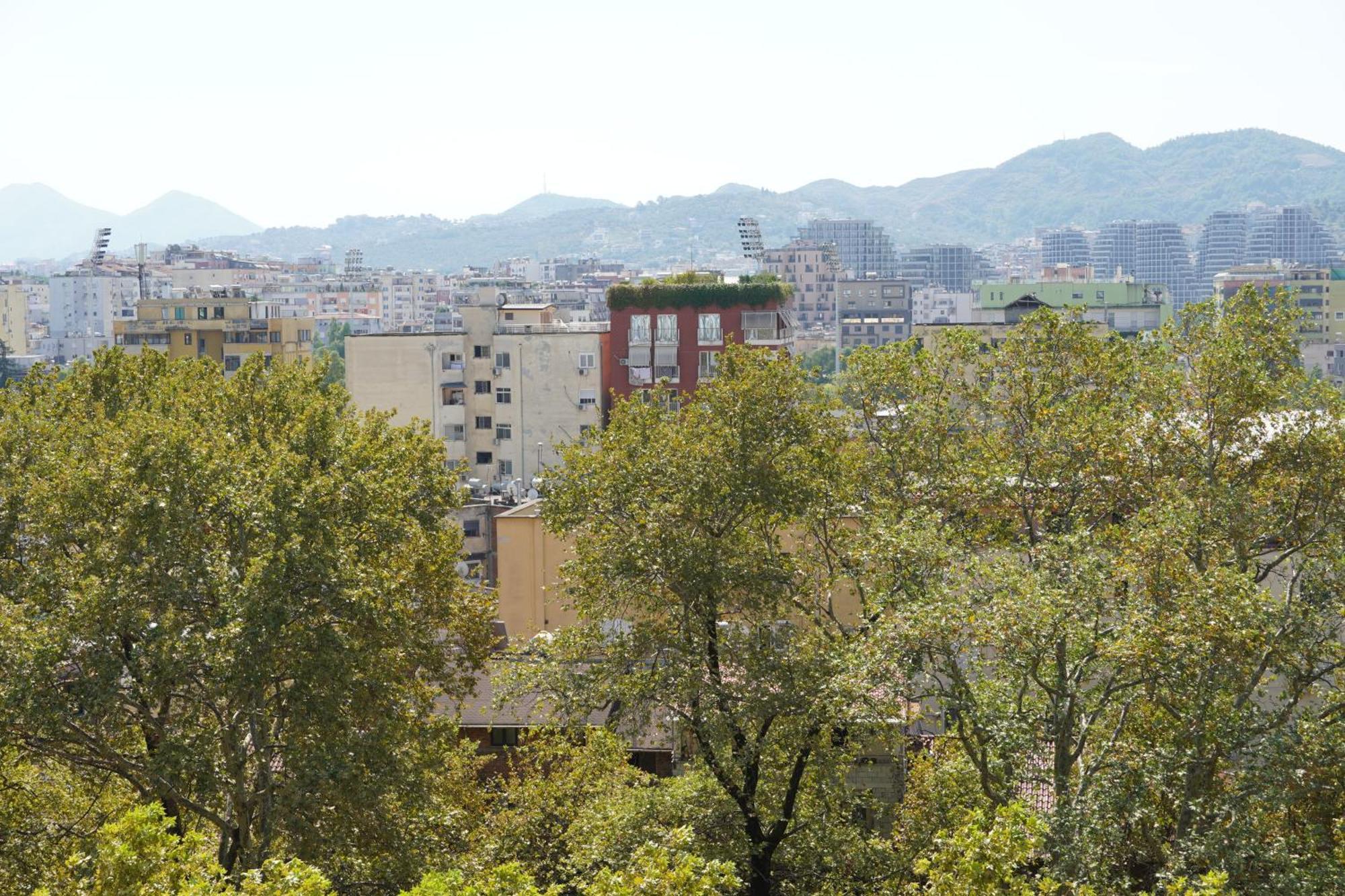 Panoramic Apartment Тирана Екстер'єр фото